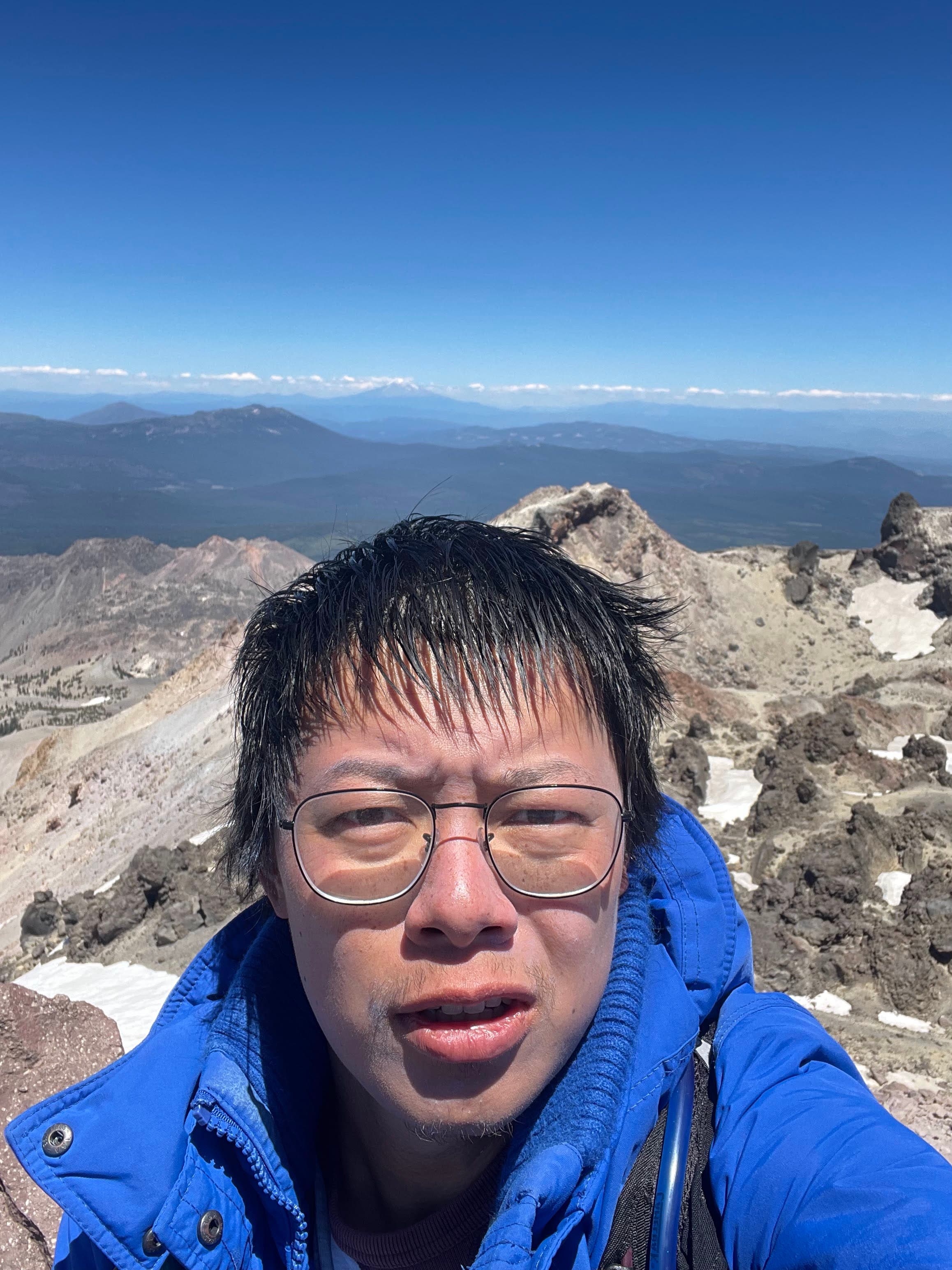 Day 3 Lassen Peak 山顶自拍