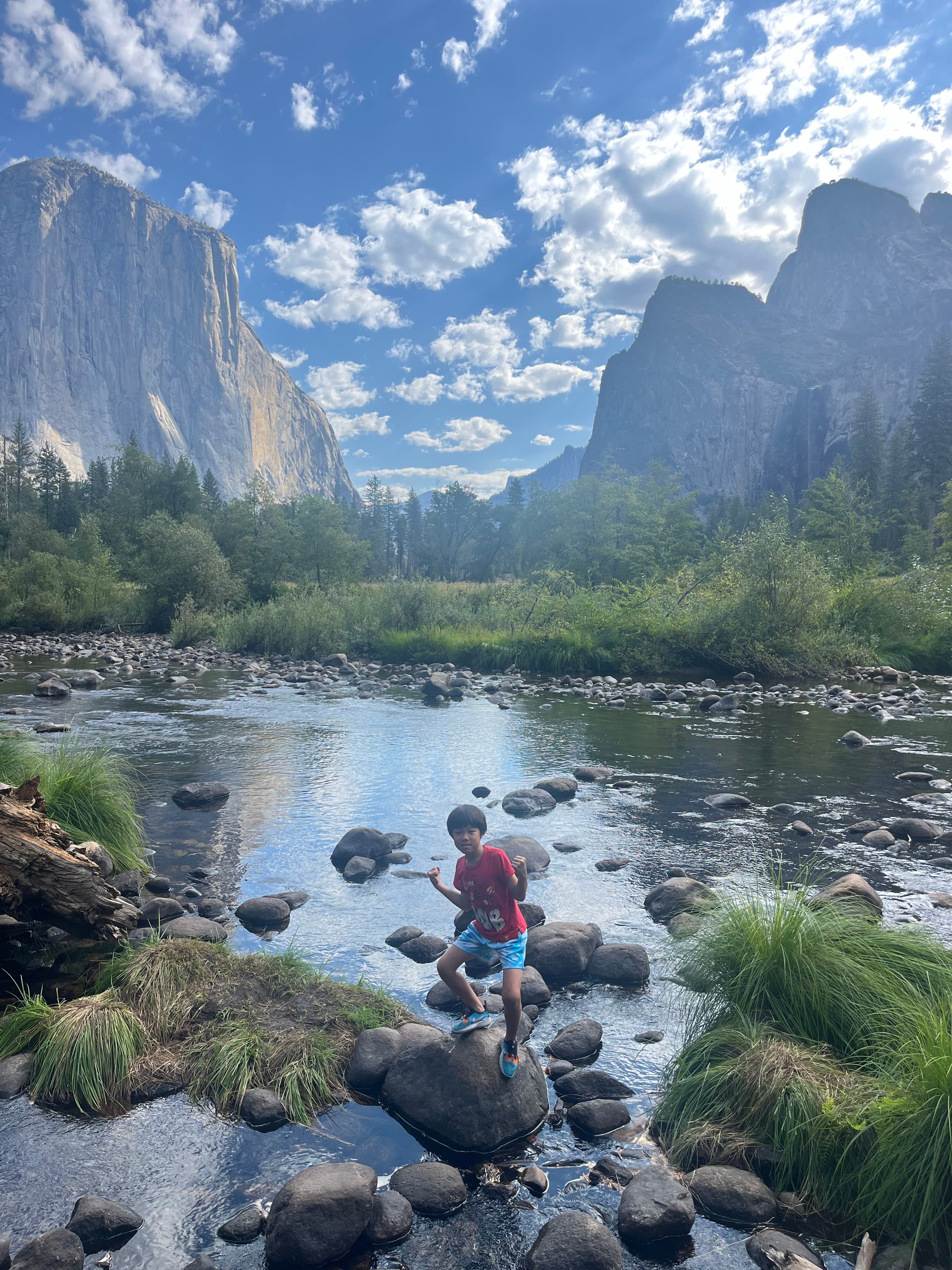 Yosemite 河谷玩水