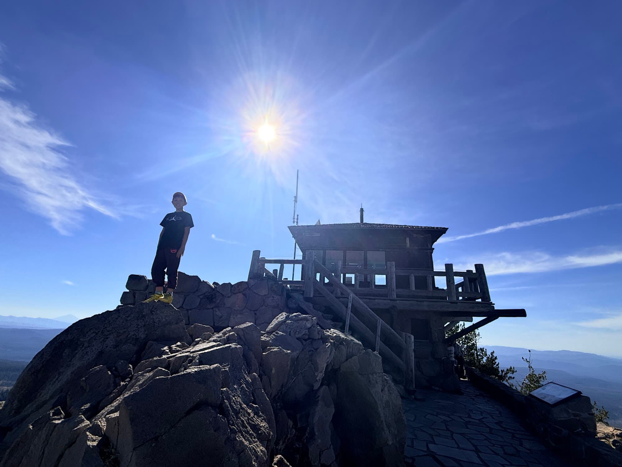 Fire lookout on Watchman Peak