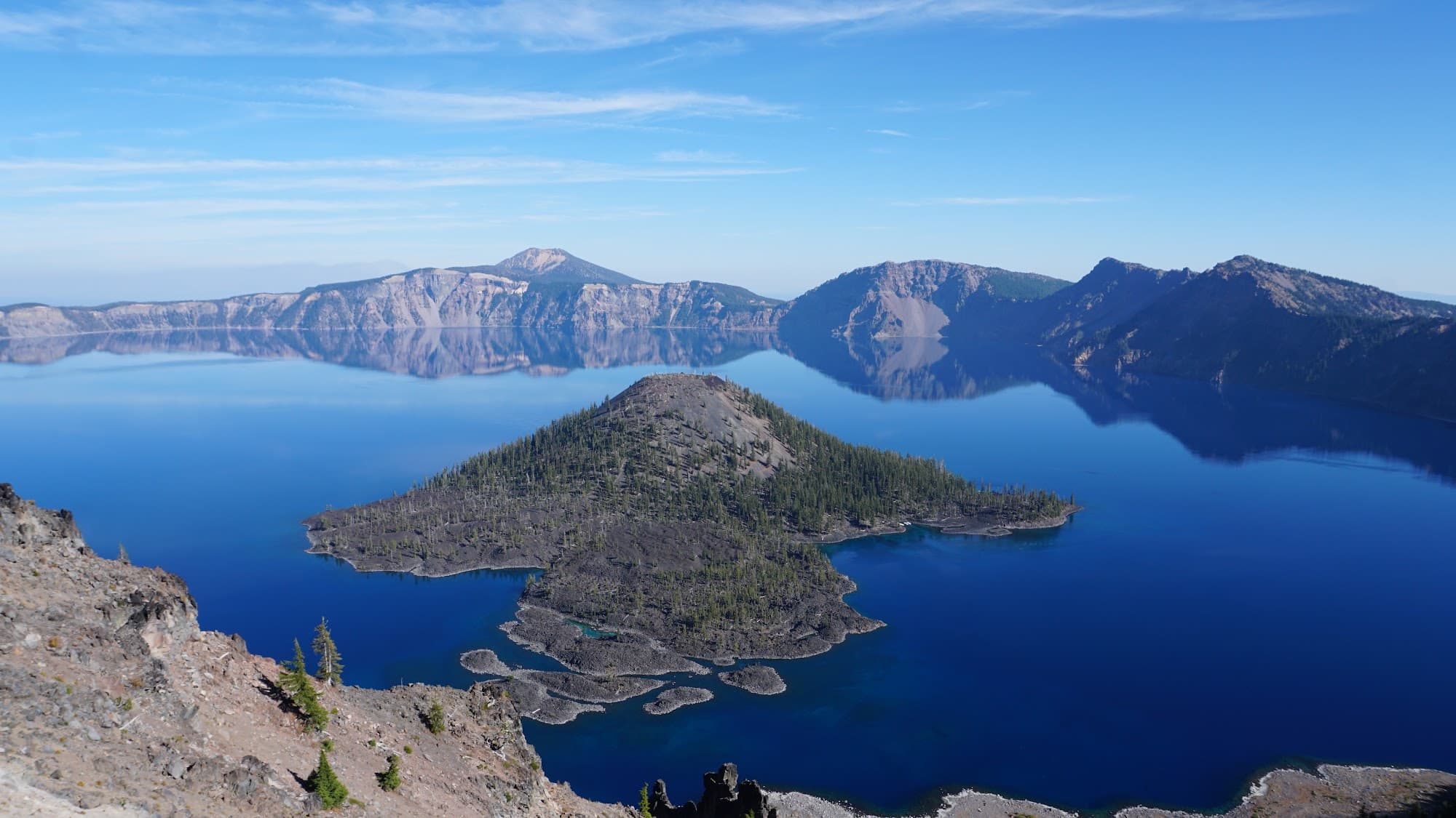 Wizard Island in full view