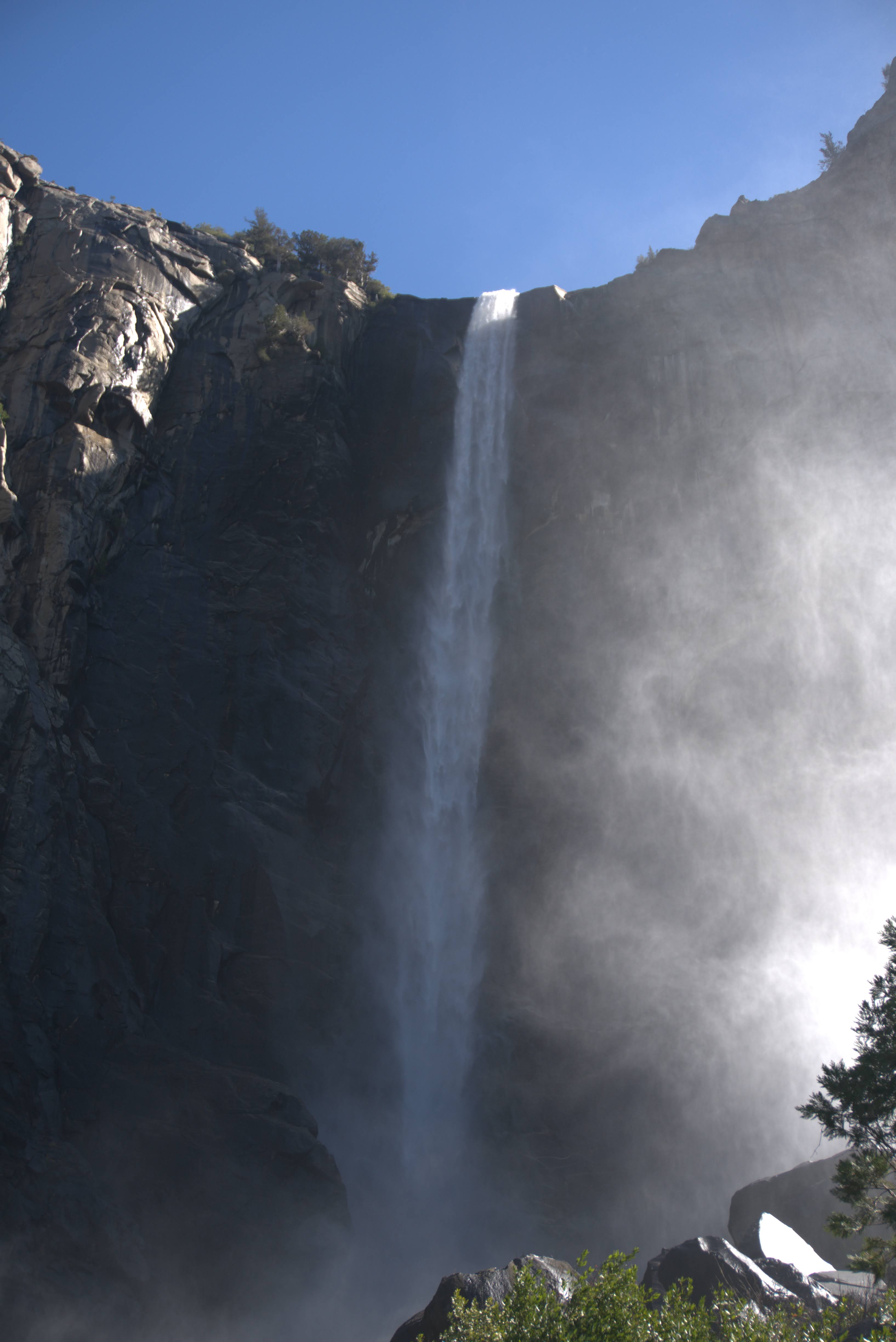 Bridalveil Fall 近景