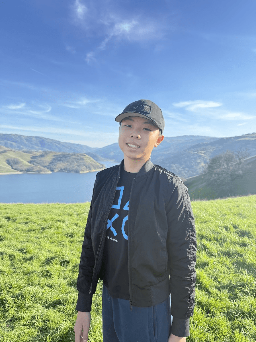 William(大宝)的微笑肖像照